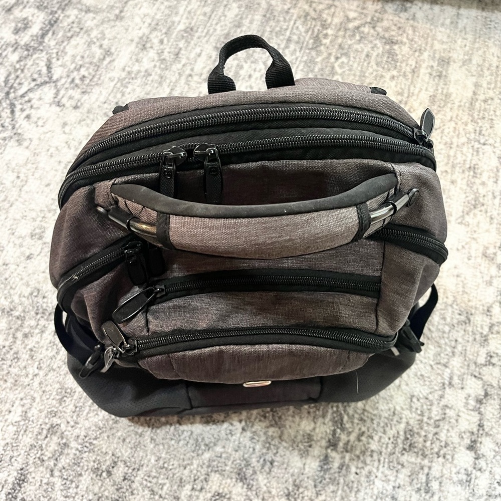 Swiss Gear Backpack - image 3